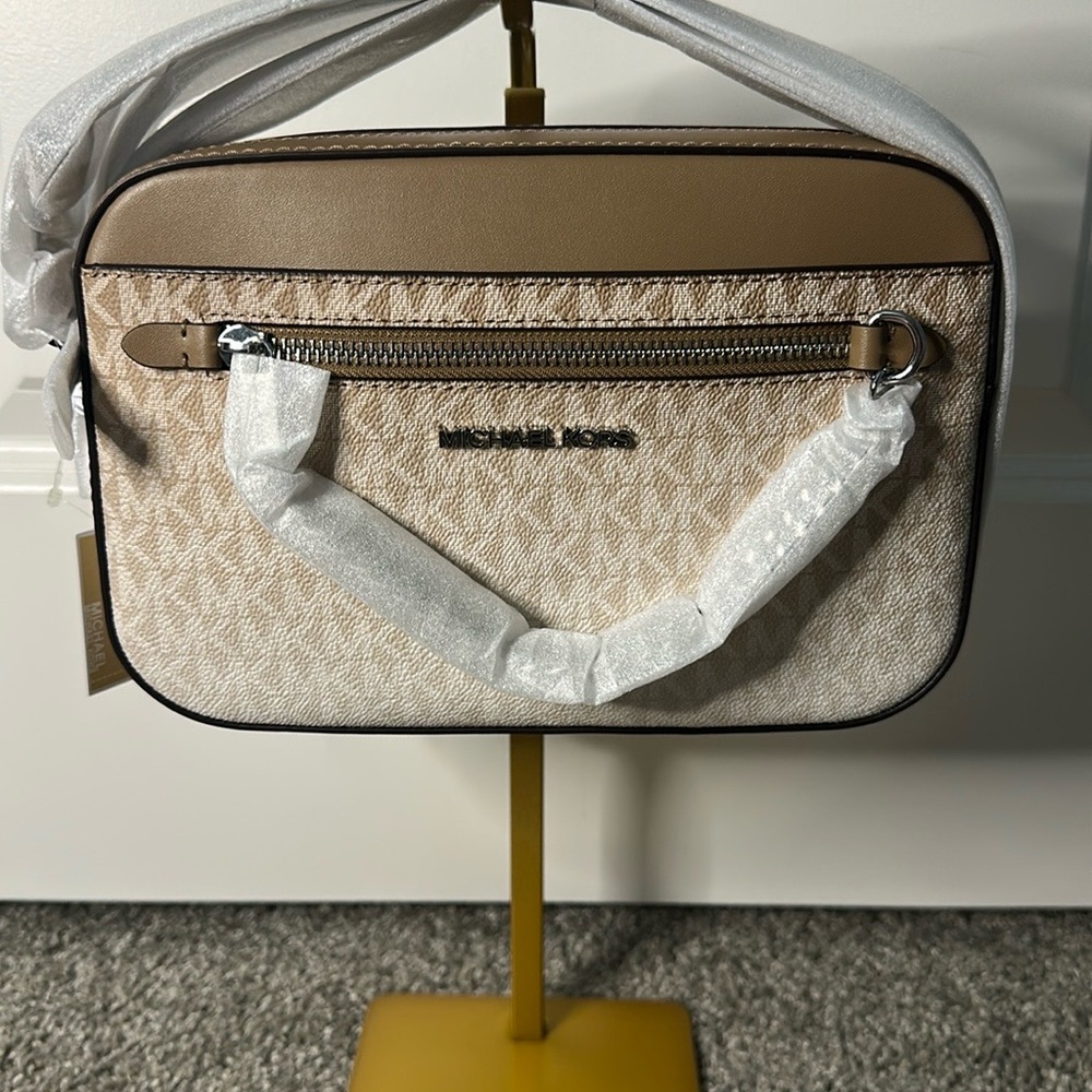 NWT Michael Kors Jet Set Large Ombré Brown Crossbody Bag